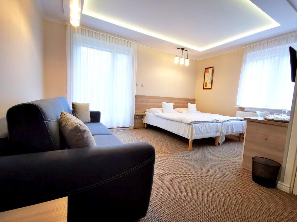 Dom Nad Rzeka Hotel Skwierzyna Exterior foto