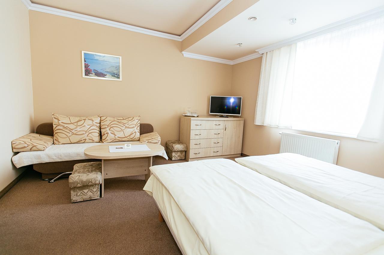 Dom Nad Rzeka Hotel Skwierzyna Exterior foto